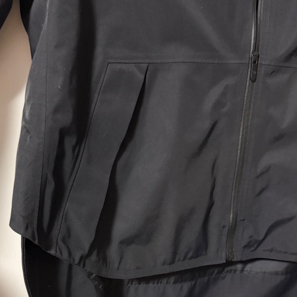 Lululemon everyday Getaway Jacket - Picture 3 of 8